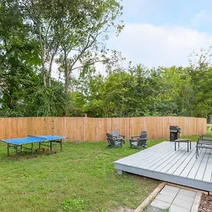 Holiday home Charming Modern 3-bedroom In East Nashville!, Nashville
