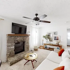 Holiday home Charming East Escape, Nashville