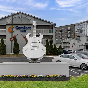 Comfort Downtown - Music Center Nashville