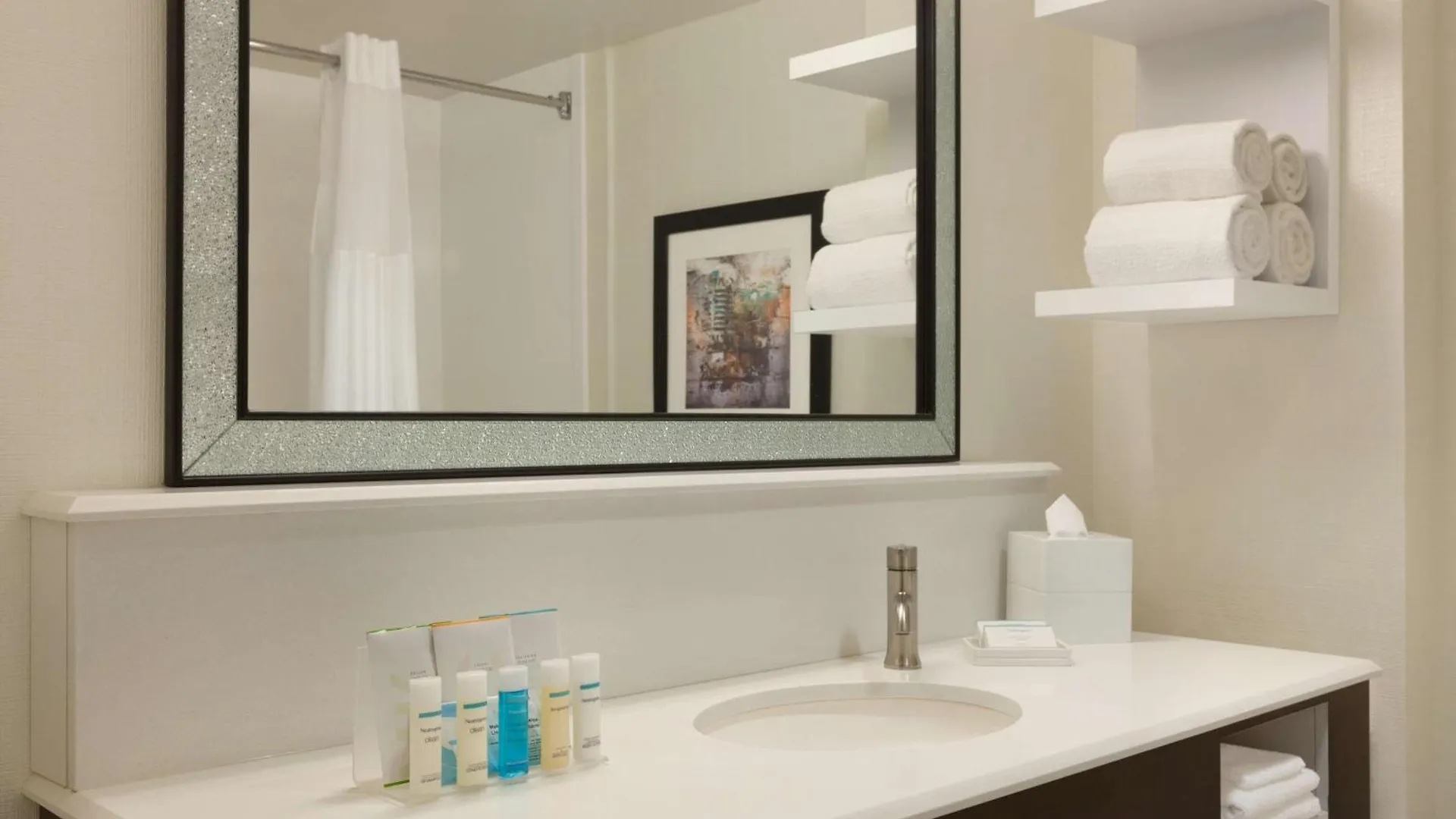 Hampton Inn & Suites Nashville-Downtown Hotel Nashville
